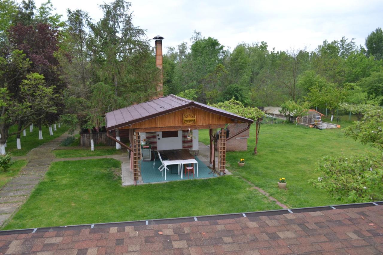 Villa Siret Sendreni Extérieur photo